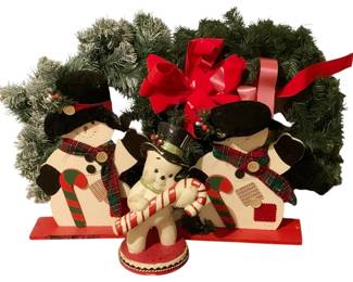 674 - Assorted Christmas Decor