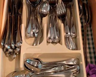 28 - Drawer Lot