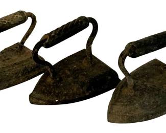 480 - 3 Antique Sad Irons - 6 x 5 x 4