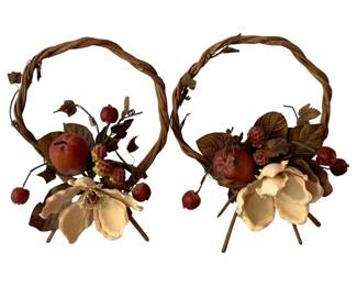 14 - 2 Decorative Items