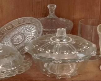 414 - Assorted Glass Items