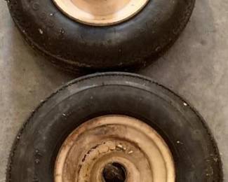 631 - 2 Wheels - 9" rims