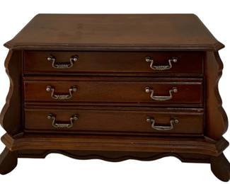 134 - Jewelry Box w/ Contents - 72 x 8 x 7