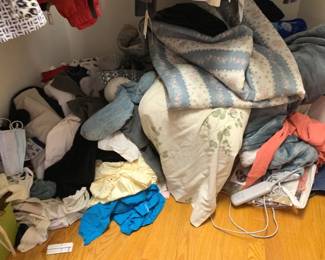117 - Assorted Items - Blankets & More