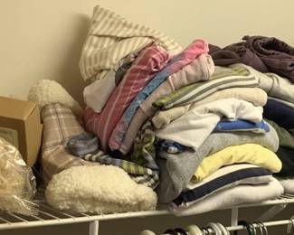 122 - Shelf Lot of Assorted Items