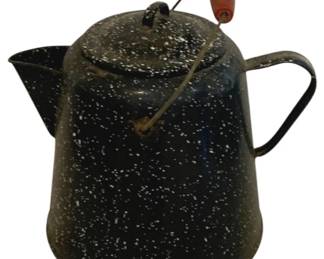 483 - Enamelware Kettle - 10 x 12 x 8.5