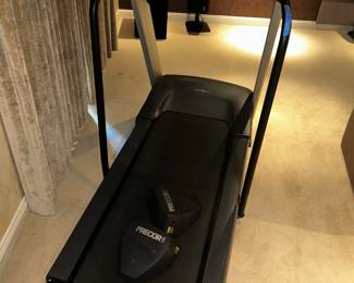 Precor Record 9.33 low impact treadmill
