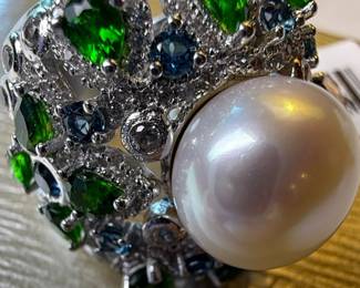 Sterling Silver Pearl and Chrome Diopside Cocktail Ring