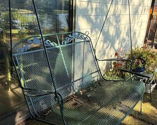 Woodard Briarwood Style Wrought Iron Porch Swing