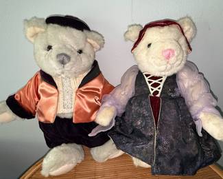 Bialosky Treasures Romeo and Juliette Bears