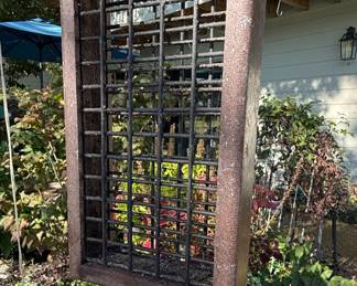 Kingsyard House Style Bird Feeder and Suet Cage