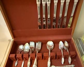 1847 Rogers Bros First Love Silverplate Flatware Set