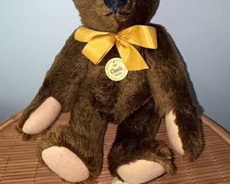 Steiff Classic 1909 Teddy Bear