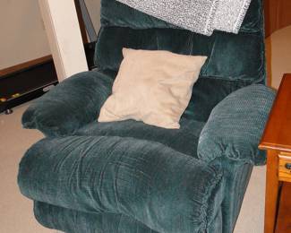 Large Recliner