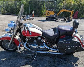1996 Yamaha XVZ13ATH Royal Star Tour 5-Speed Manual Cruiser Motorcycle, 1.3L V4, Mileage On Title Reads 24282, VIN# JYA4NKE06TA018990, Kansas Title