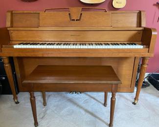 Upright Hobart M. Cable Piano in fantastic condition