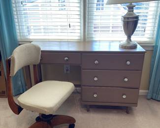 Desk, Lamp, Chair