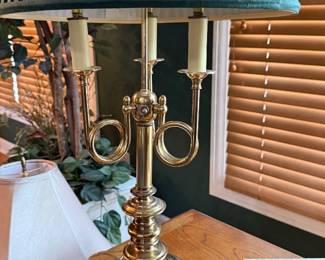 Vintage Brass French Horn Table Lamo