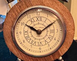 Penn Station Tabletop Clock