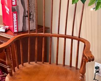 Ethan Allen Fan Back Windsor Chair