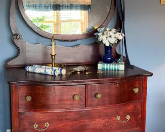 Antique Vanity Dresser