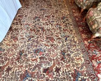 Absolutely stunning and enormous area rug! 14’ x 15’