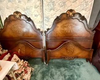 Pretty twin beds