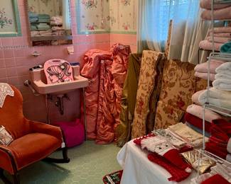 Cornice boards and curtains