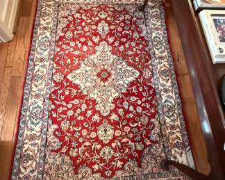 6’6” x 4’ area rug