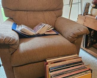 like-new recliner
