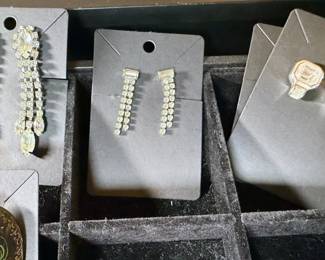 Rhinestone jewelry