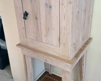 Wooden cabinet/hutch