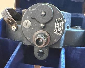 Bell + Howell 16mm cine camera