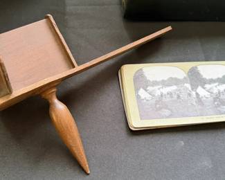 Antique view finder
