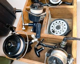 Fishing reels