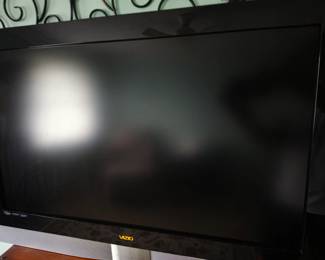 TV with wall mount bracket