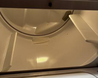 #91 Whirlpool Dryer w/hamper door - WED49STBW1 $100.00