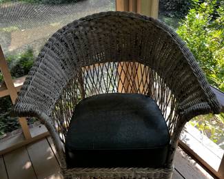 #190 White Wicker Side chair (as is paint) Barrel Back w/vinyl cushion $25.00