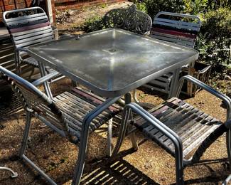 #11 Glass Frosted Square Patio Table w/4 Chairs - 41x28 $60.00
