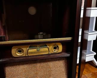 #203 Vintage Figured Mahogany Veneer made from old radio cabinet w/2 doors and inside Has Glass Shelf - 26.5x24x38 and glass protect top $125.00