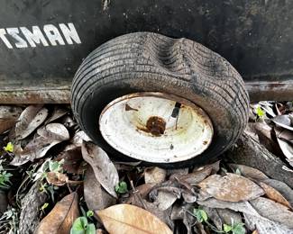 #272 Craftsman pull behind utlilty cart AS IS flat tire $25.00