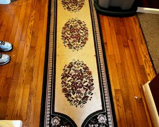 #118 Machine Made Runner Rug - Cream and Emerald Green - 24Wx90 $60.00