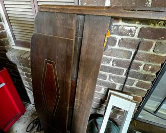 #66 Wood Inlay Headboard & Footboard Full Size $60.00