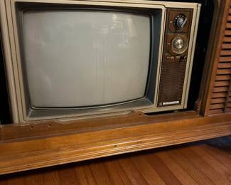 #135 Wood TV Console (TV Free) - 62x21x30 - You Move $60.00