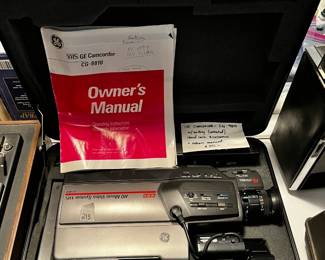 #213 GE Camcorder: CG -9810 W/Battery (untested) - hard case, accessories and owners manual $35.00