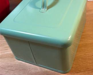Made in Britain Green Metal Tin