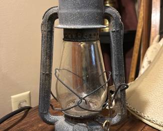Dietz No. 76 Railroad Lantern