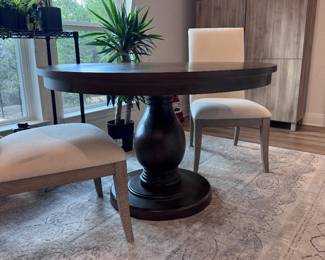 Dining Table with 4 chairs