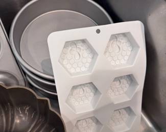 Bakeware