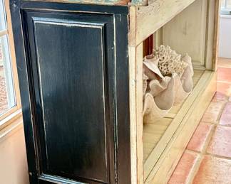 $200 Console 55x32x18